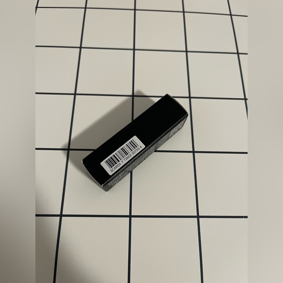 MAC Dazzleshadow Liquid Eyeshadow: Beam Time✨ - Picture 8 of 12